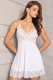 Camisola decotada com renda Chanttily