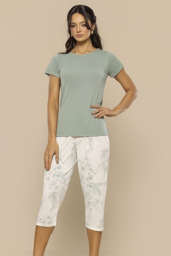Pijama Capri Feminino em Ligante Confortável Respirável