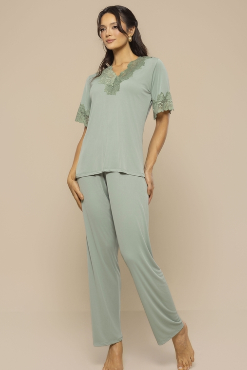Pijama Feminino Liganete Manga Curta com Calça Toque Geladinho e Conforto